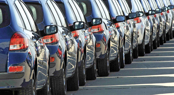 Otomotiv endüstrisi rekora koşuyor