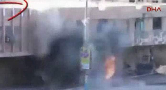 Saniye saniye polislerin bombalanma anı