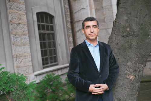Çocuğunuza torbacıdan önce ilgi gösterin!