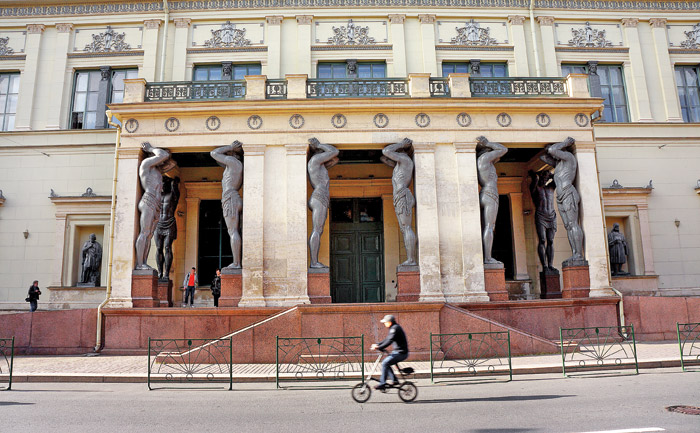 'Kadınca' bir cazibe... St. Petersburg
