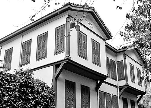 Selanik'te Türk izi ararsan..