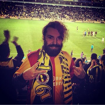 Halil Sezai Fenerbahçe maçında bakın ne yaptı!