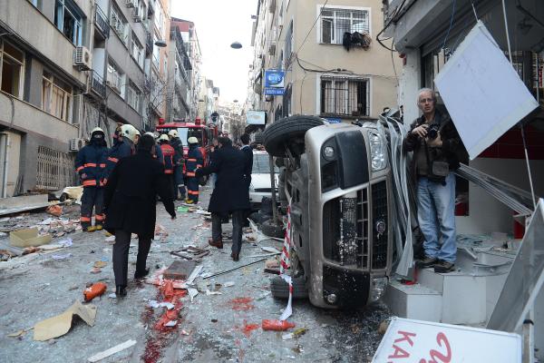 Taksim patlamasının dehşetini gösteren fotoğraf!