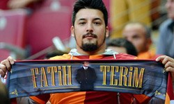 Türk Telekom Arena'da Fatih Terim posterleri