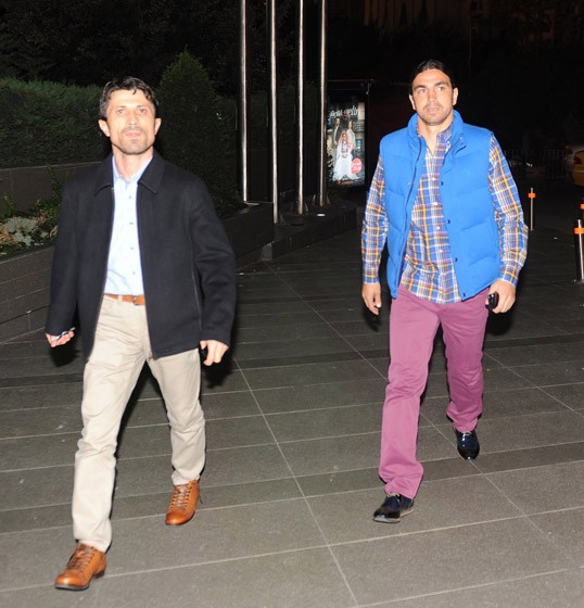 Volkan Demirel ve Mehmet Topuz'dan Ersun Yanal'a ziyaret