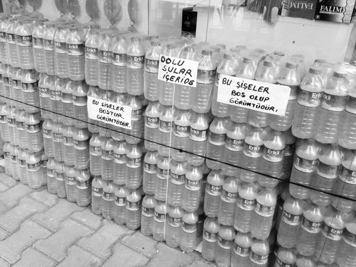 Hayatın yüzüne bak...