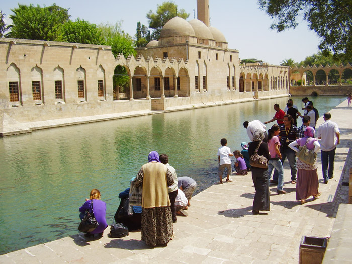 Urfa'nın etrafı 'güzel insanlar'