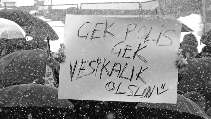 Pis yazar!