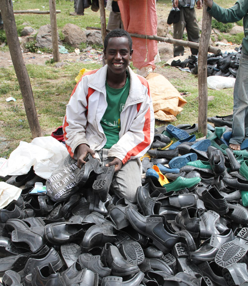 HABEŞİSTAN'DA PAZAROLA!