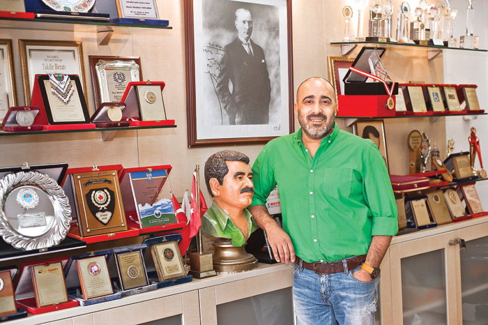 İmparator'un Kanat'ı