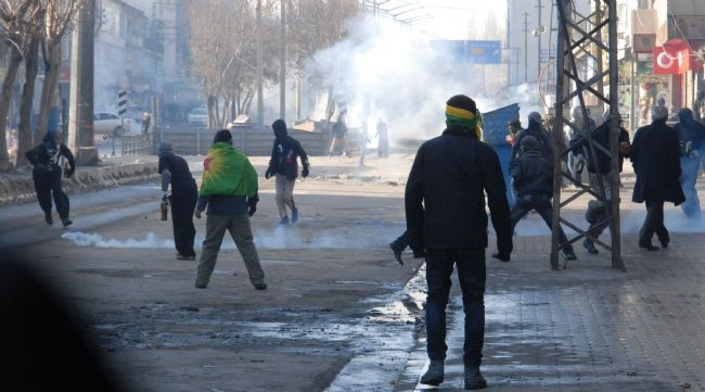 Yüksekova'da 'Öcalan' gerginliği!