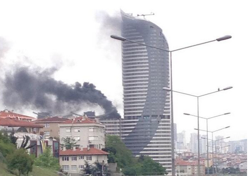 Akasya AVM'de yangın! (İstanbul AVM yangını)