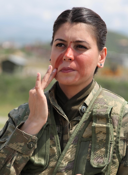 Dağlar onlara emanet
