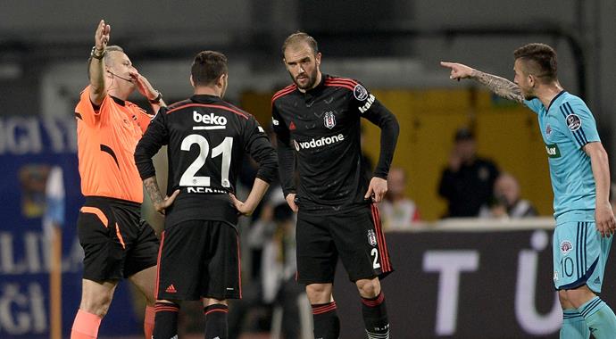 Kasımpaşa-Beşiktaş maçında ikinci Emenike vakası