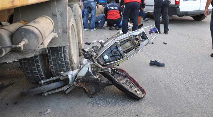 Çocukların motosiklet merakı kanlı bitti