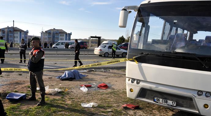 Kırıkkale'de trafik kazası; 1 ölü, 10 yaralı