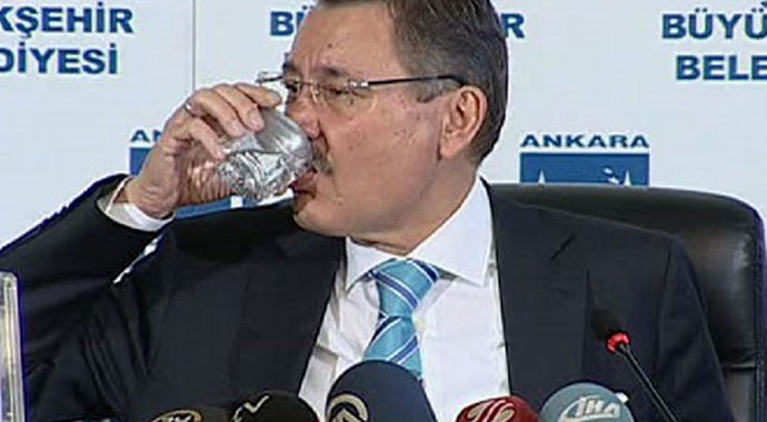 Melih Gökçek'ten 'kirli su' iddialarına cevap