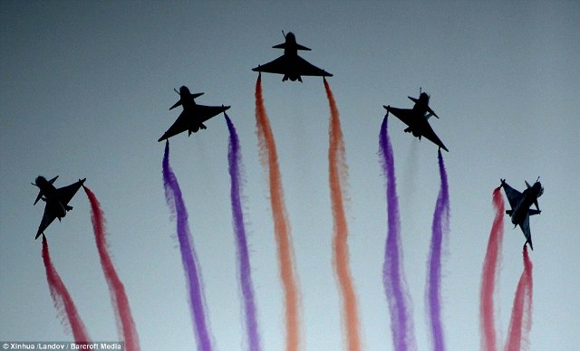 Çin'in ilk kadın savaş pilotları