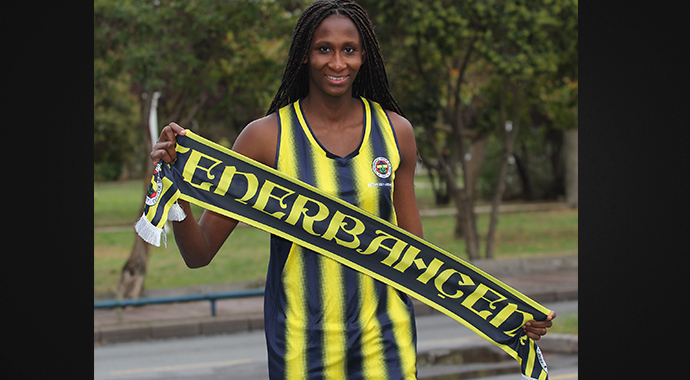 Fenerbahçe'nin yeni transferi sağlık kontrolünden geçti