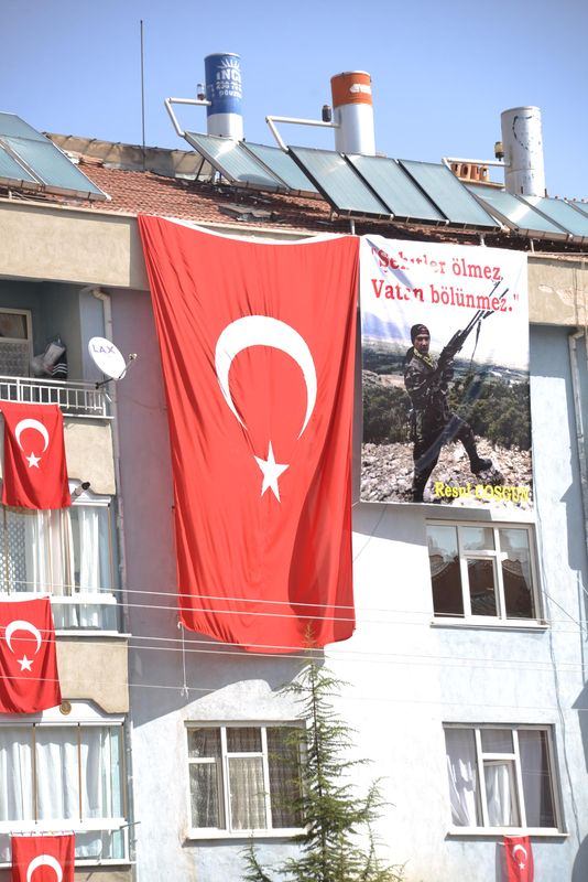 Şehit annesinin oğluna seslenişi yürek yaktı