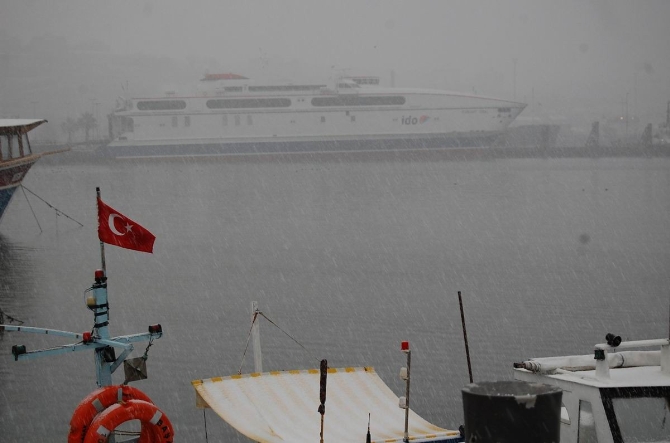 İstanbul'da okullar tatil mi? İşte okulların tatil olduğu yerler...
