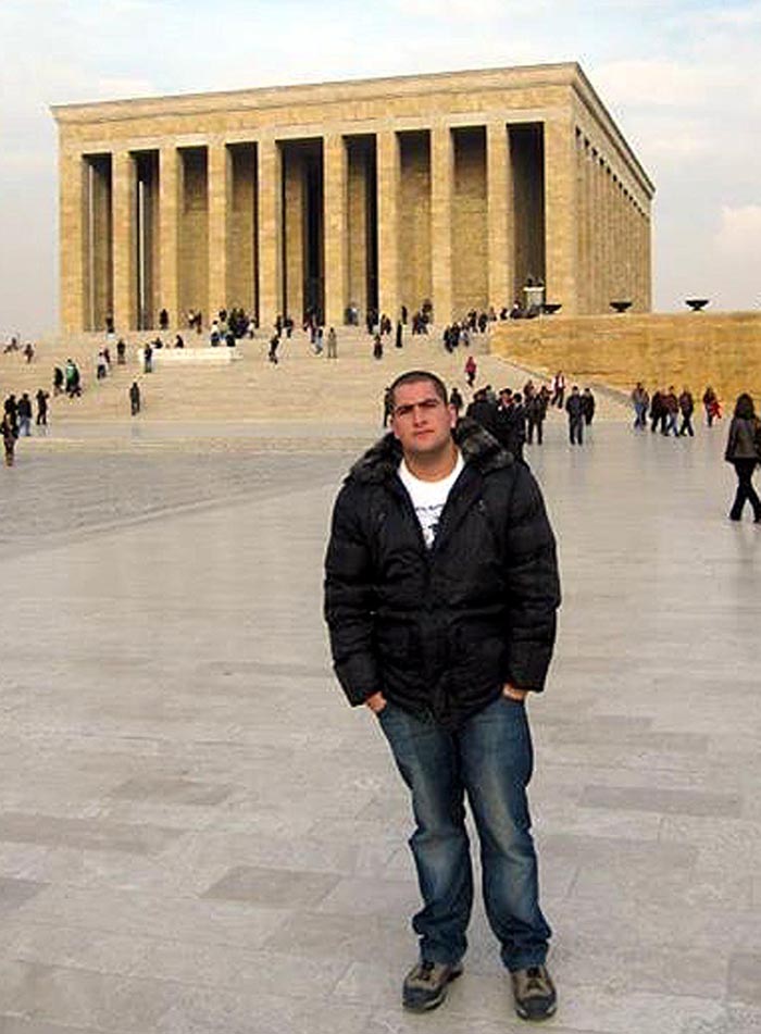 Arkadaşlarına dalga geçti o 6 ayda 54 kilo verdi!