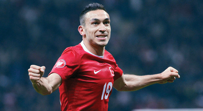 Galatasaray transfer bombalarını patlatıyor! İki imza birden...