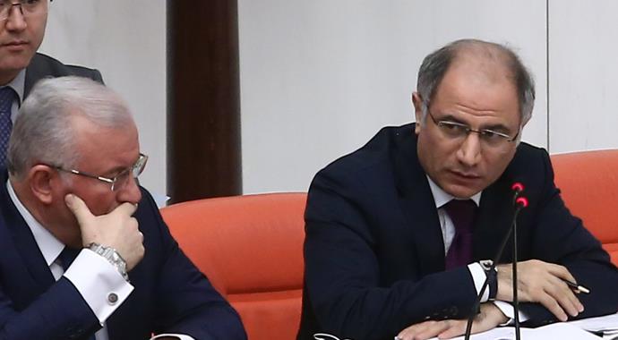 Malatya'da 2 askeri uçak düştü, 4 asker şehit