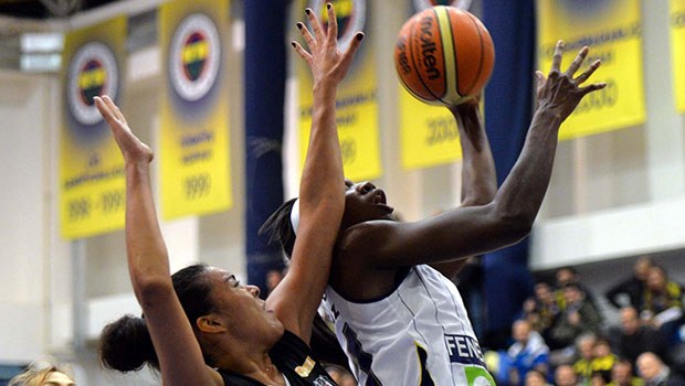 Beşiktaş Fenerbahçe'yi 5.5 yıl sonra yendi