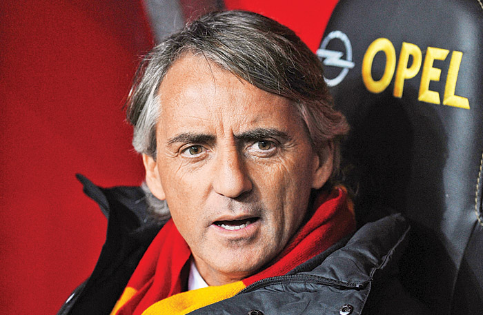 Çare Drogba! Galatasaray Akhisar'ı gole boğdu: 6-1