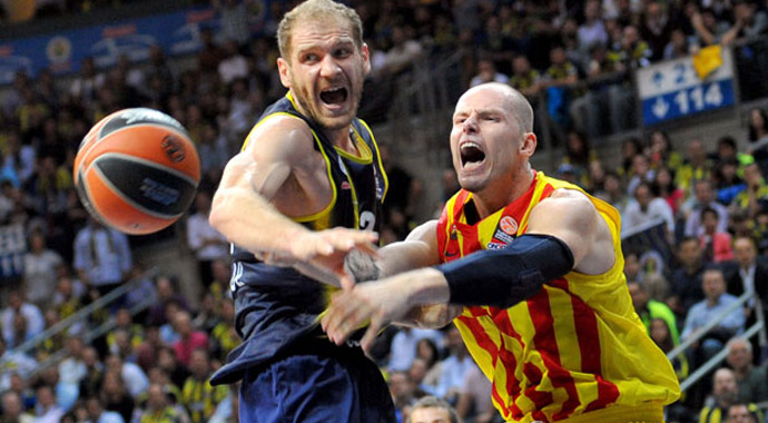 Fenerbahçe Ülker, 77 Barcelona,79 (FB - Barcelona)