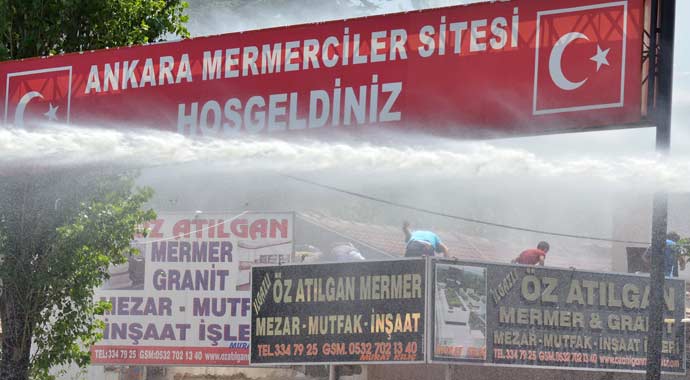 Ankara'da olaylı yıkım