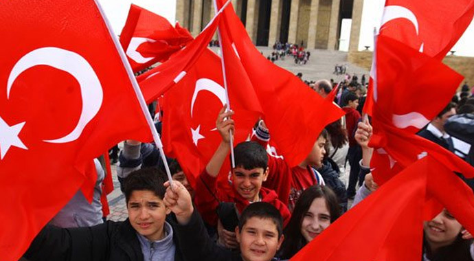 Bakan Avcı açıkladı 24 Nisan tatil olacak mı?