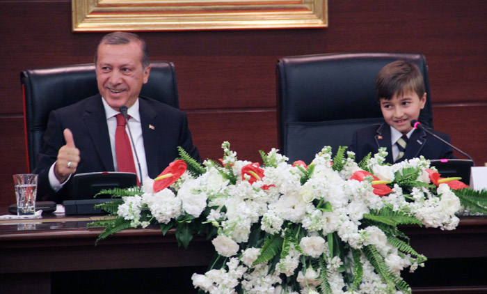 Koltuklar bir günlüğüne çocuklara emanet
