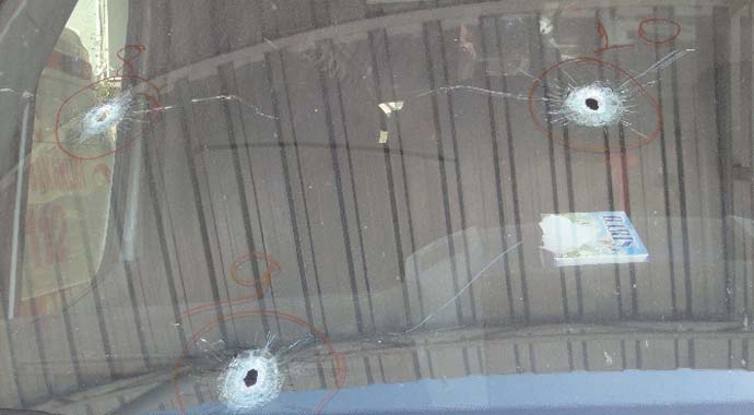 Mardin'de PKK'lılar ambulanslara kurşun yağdırdı