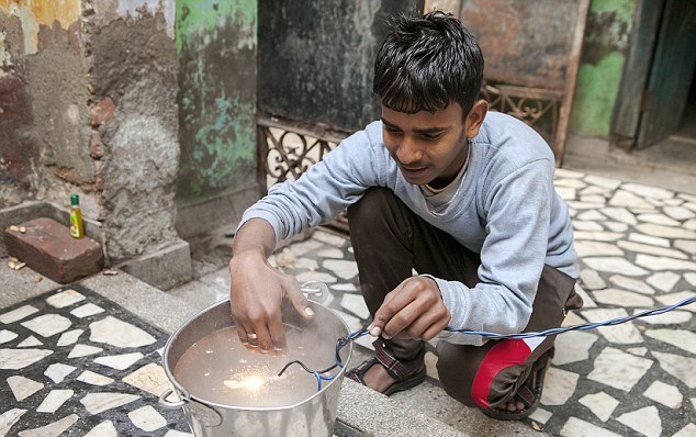 11 bin volt yedi ama hayatta