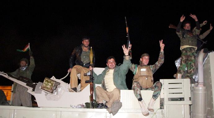 Peşmerge 43 saat sonra Kobani'ye gitti