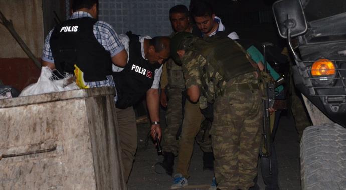 PKK, Ağrı'da nöbet kulübelerine saldırdı