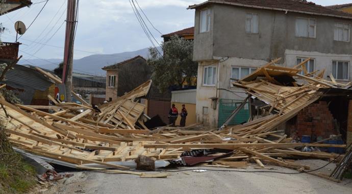 Bursa'da lodos dehşeti: 2 yaralı