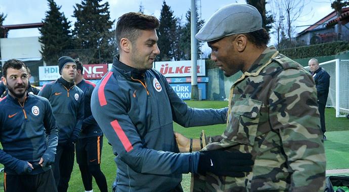 Drogba'dan Galatasaray'a sürpriz ziyaret!