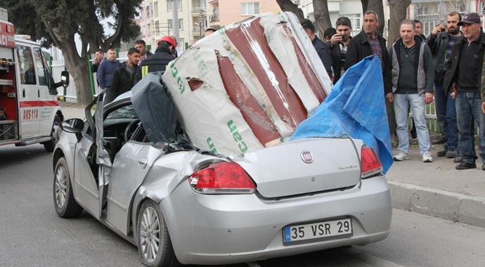 Akhisar'da akıl almaz kaza