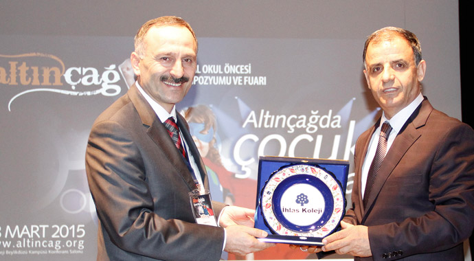 İhlas Koleji'nde 0-6 yaş semineri