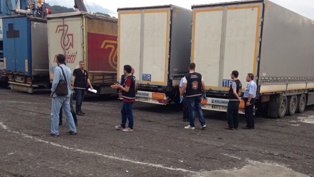 Cumhuriyet tarihinin en büyük sigara kaçakçılığı operasyonu