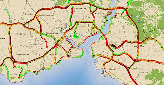 İstanbul'da trafik yoğunluğu yüzde 90'a ulaştı!