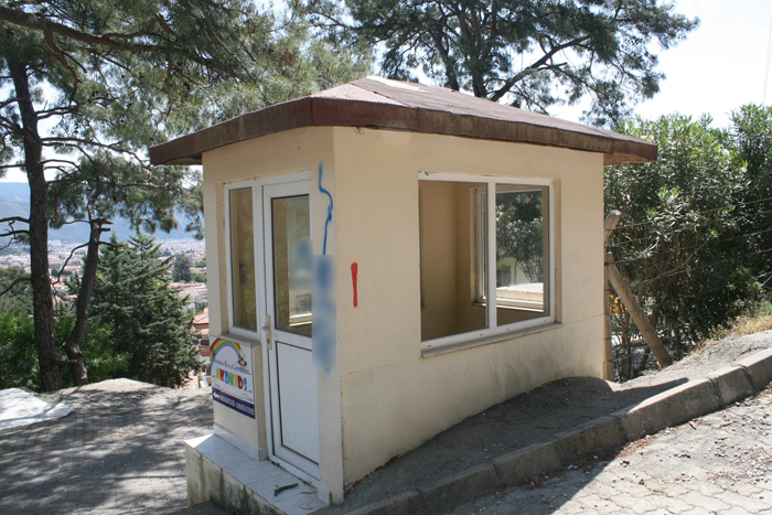 Kenan Evren'in koruma kulübesine saldırı
