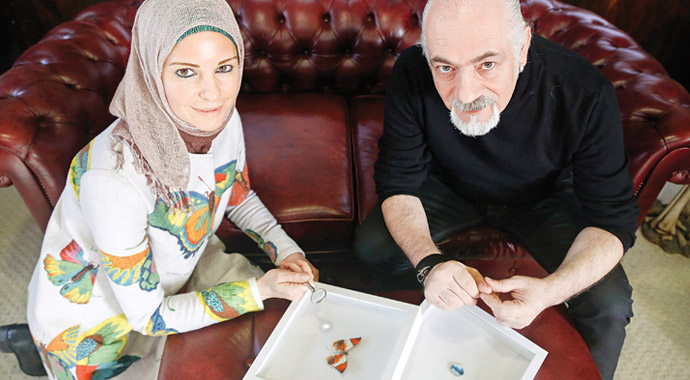 Saç teline resim yapan sanatçı Hasan Kale; İstanbul kelebeğin kanatlarında
