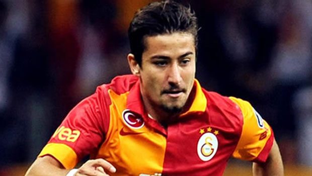 Galatasaray'da deprem! Tam 18 futbolcu yolcu