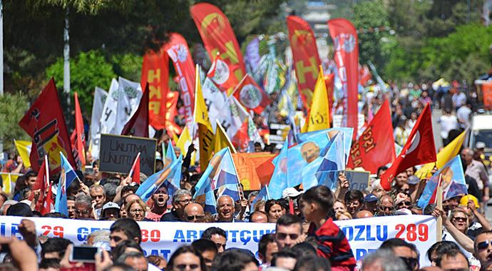 Soma faciasının yıl dönümünde hüzünlü anma