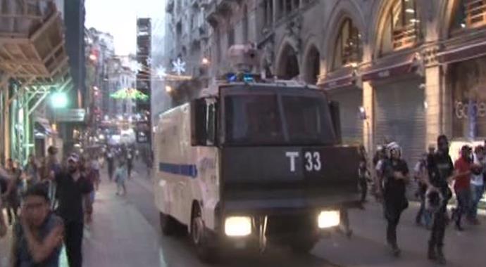 Taksim'de gerginlik! Çok sayıda eylemci gözaltında