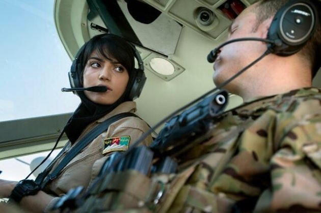 Afgan pilot Niloofar Rahmani dünyanın en güzel pilotu seçildi